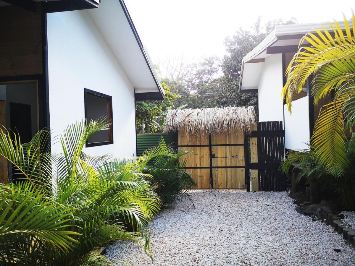 Santeria Lodge Playa Santa Teresa  Экстерьер фото